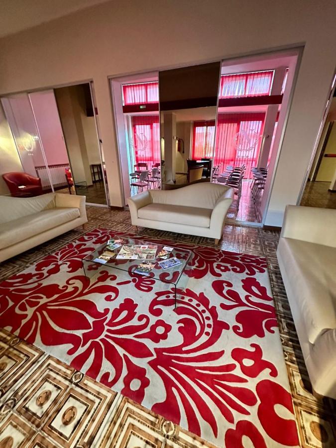 פונטרמולי Hotel Napoleon מראה חיצוני תמונה